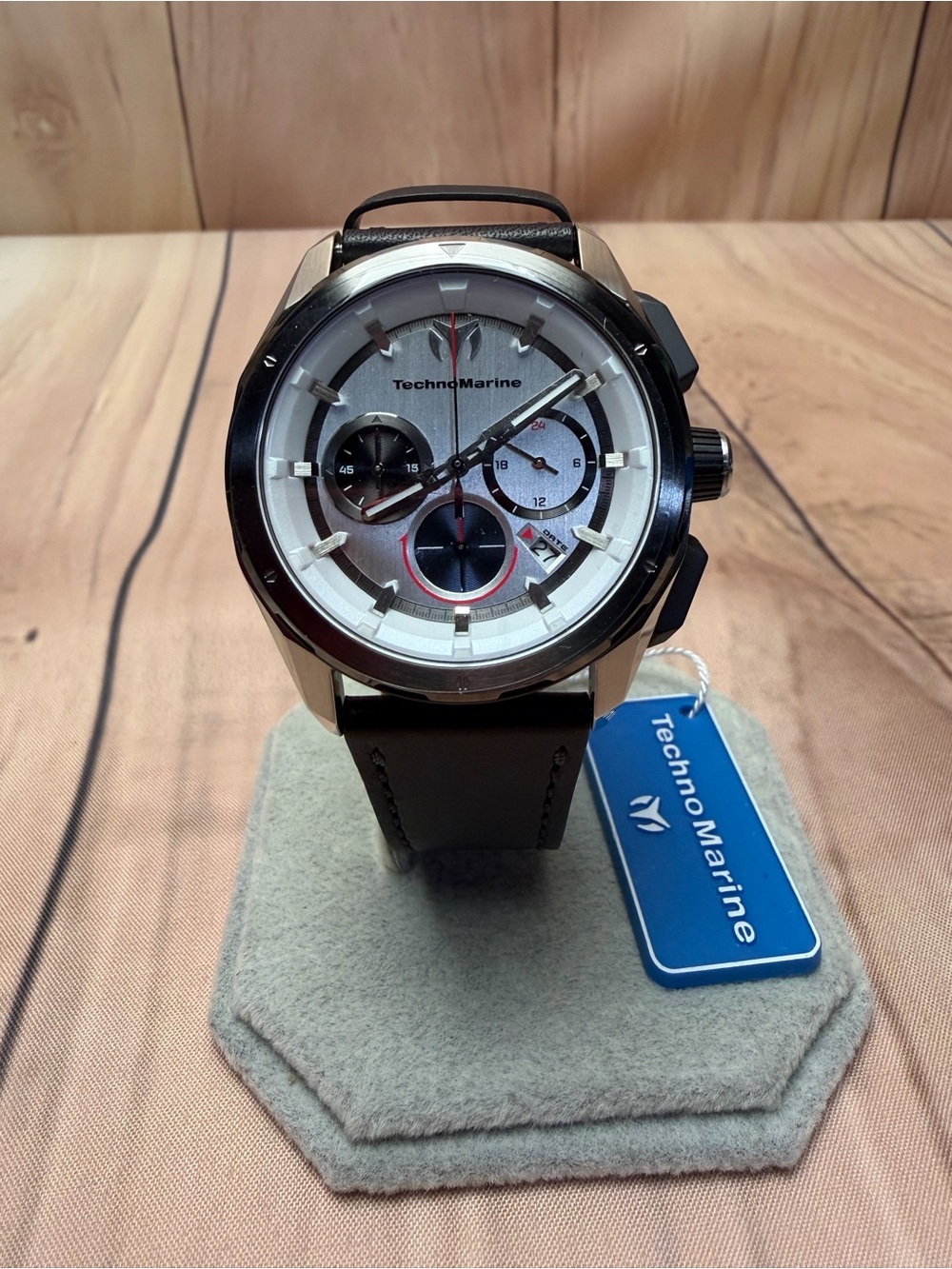 Invicta Technomarine-318088